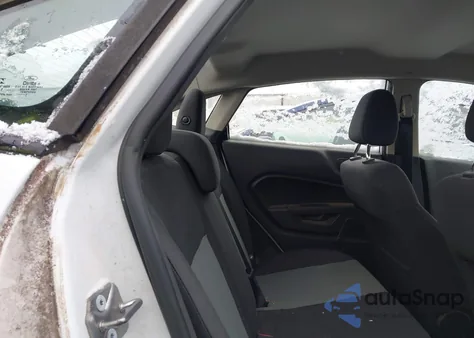 2017 Ford Fiesta S z USA, uszkodzony, nr VIN 3FADP4AJXHM122102